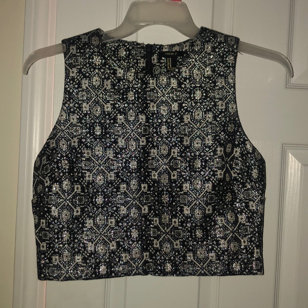 Forever 21 Crop top